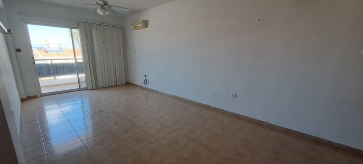 Apartment For Sale  in  Chlorakas