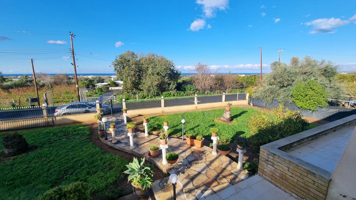 Detached Villa For Sale  in  Empa