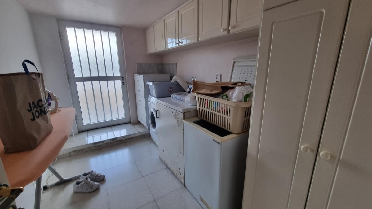 Detached Villa For Sale  in  Empa