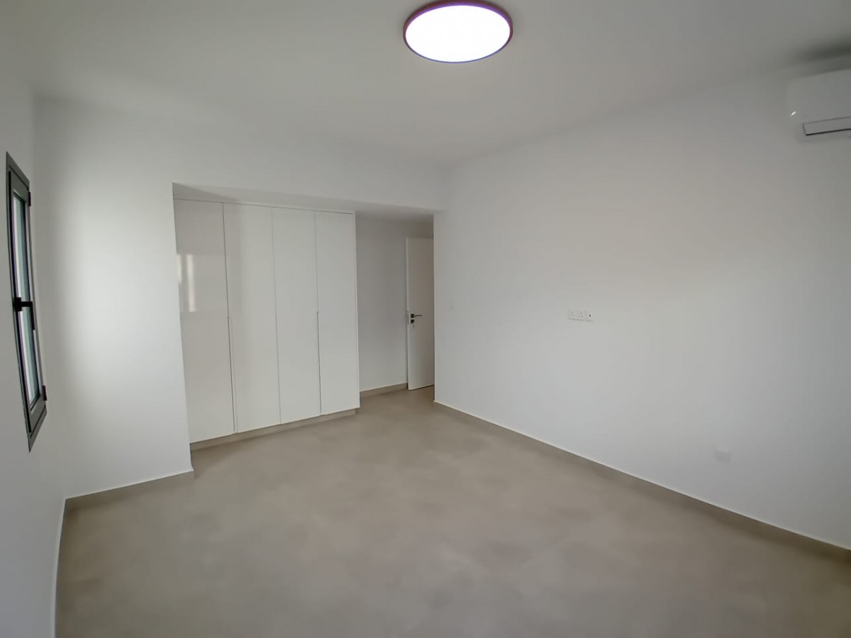 Detached Villa For Rent  in  Select Location