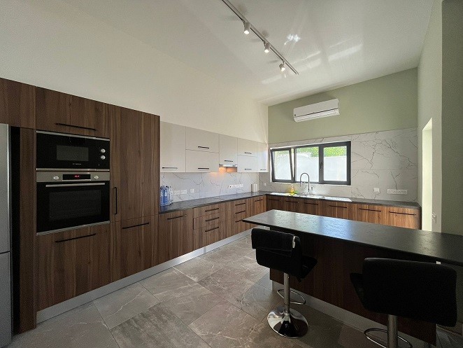 Detached Villa For Sale  in  Peyia