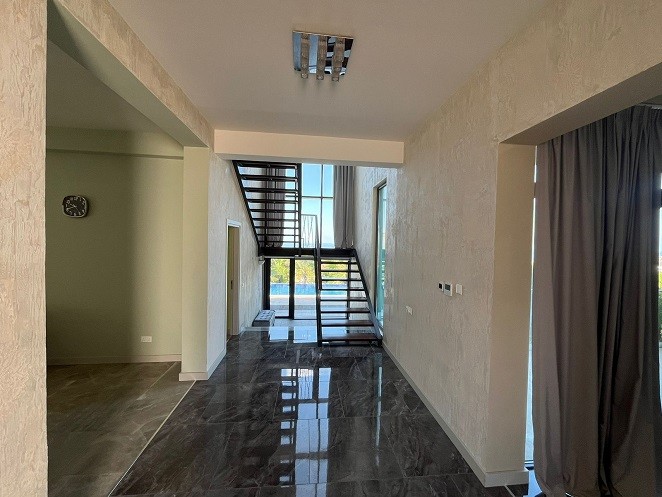 Detached Villa For Sale  in  Peyia