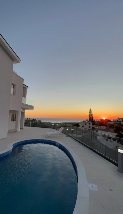 Detached Villa For Sale  in  Peyia