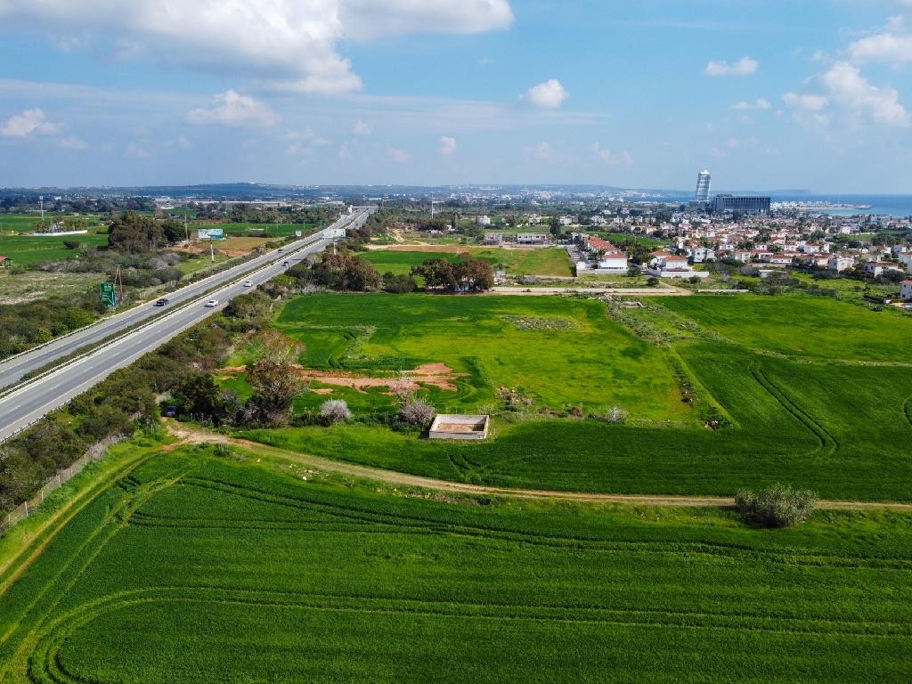 Field - Sotira, Famagusta