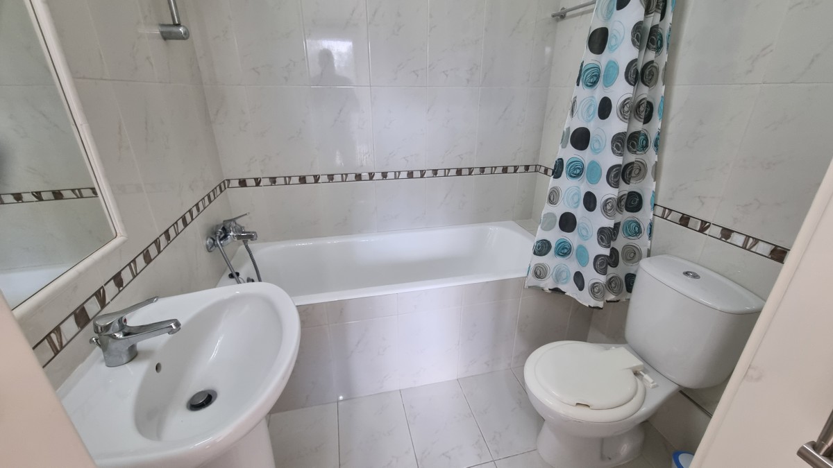 Town House / Maisonette For Rent  in  Kato Paphos - Universal