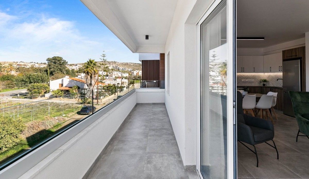 Detached Villa For Sale  in  Nea Dimmata