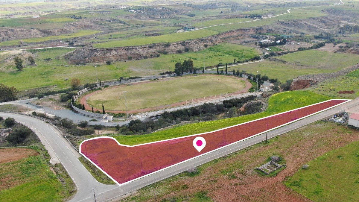 Residential Field, Palaiometocho