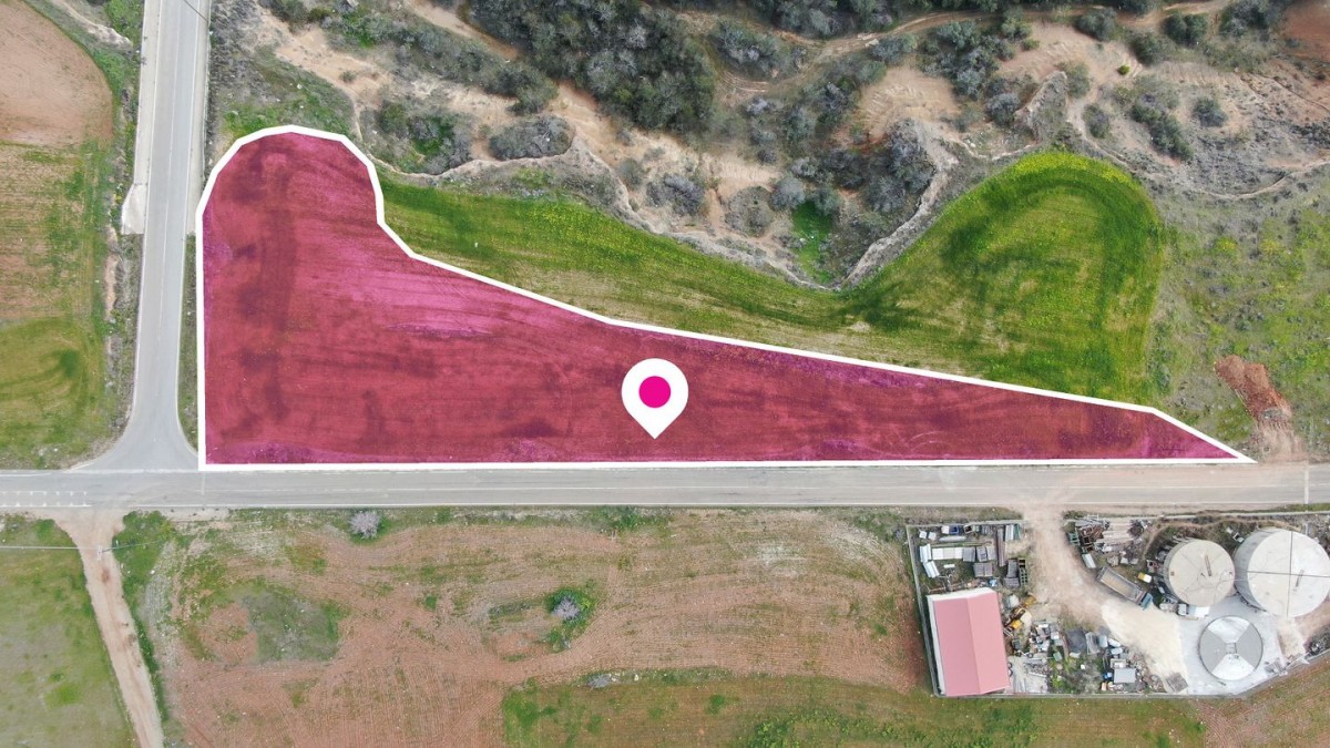 Residential Field, Palaiometocho