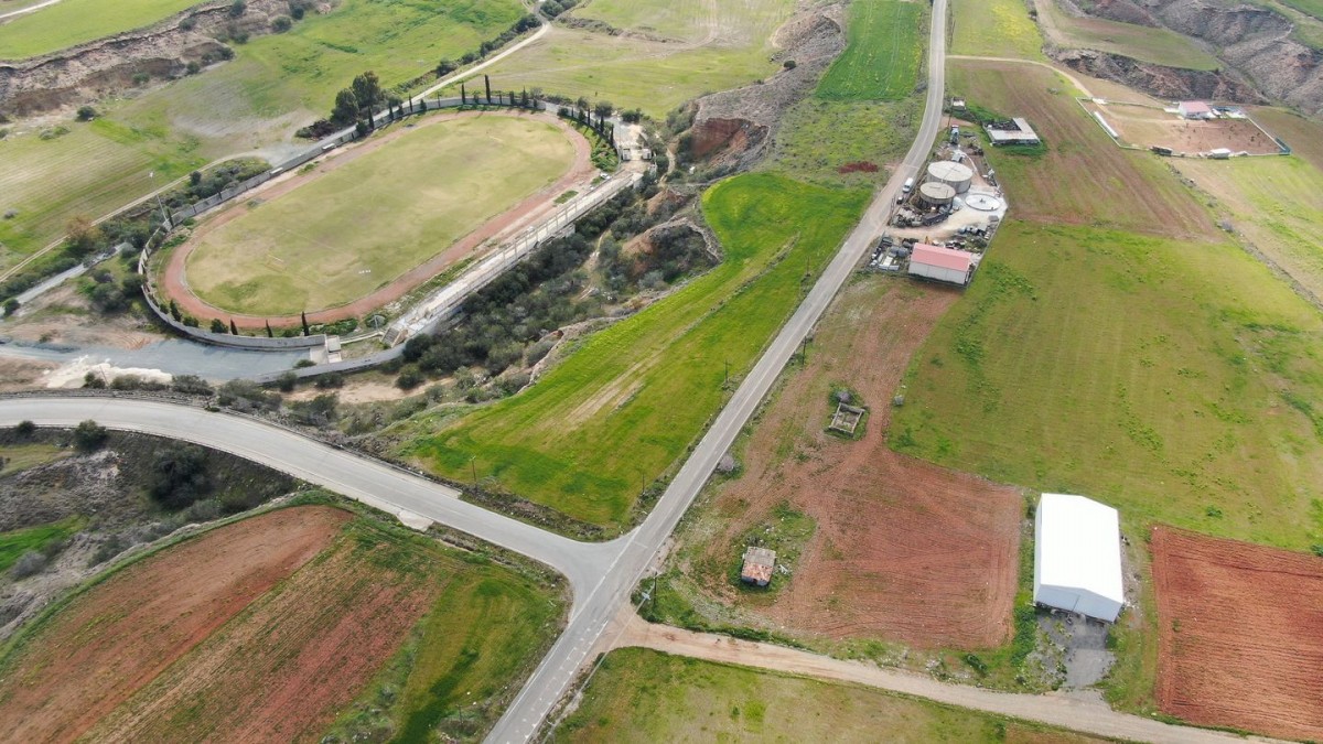 Residential Field, Palaiometocho