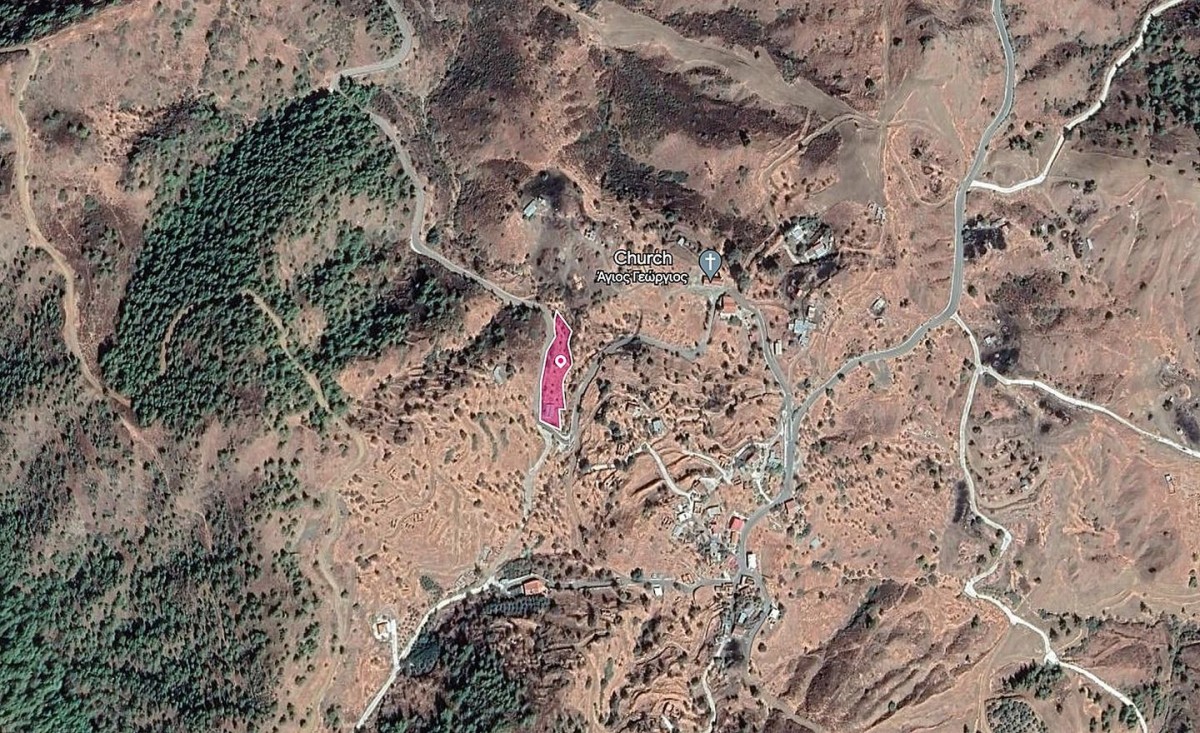 Residential field in Pano Pyrgos, NIcosia