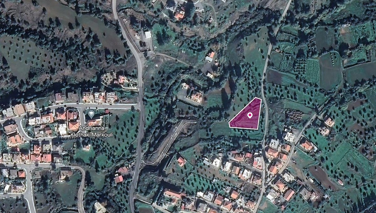 Residential field in Lythrodontas, Nicosia