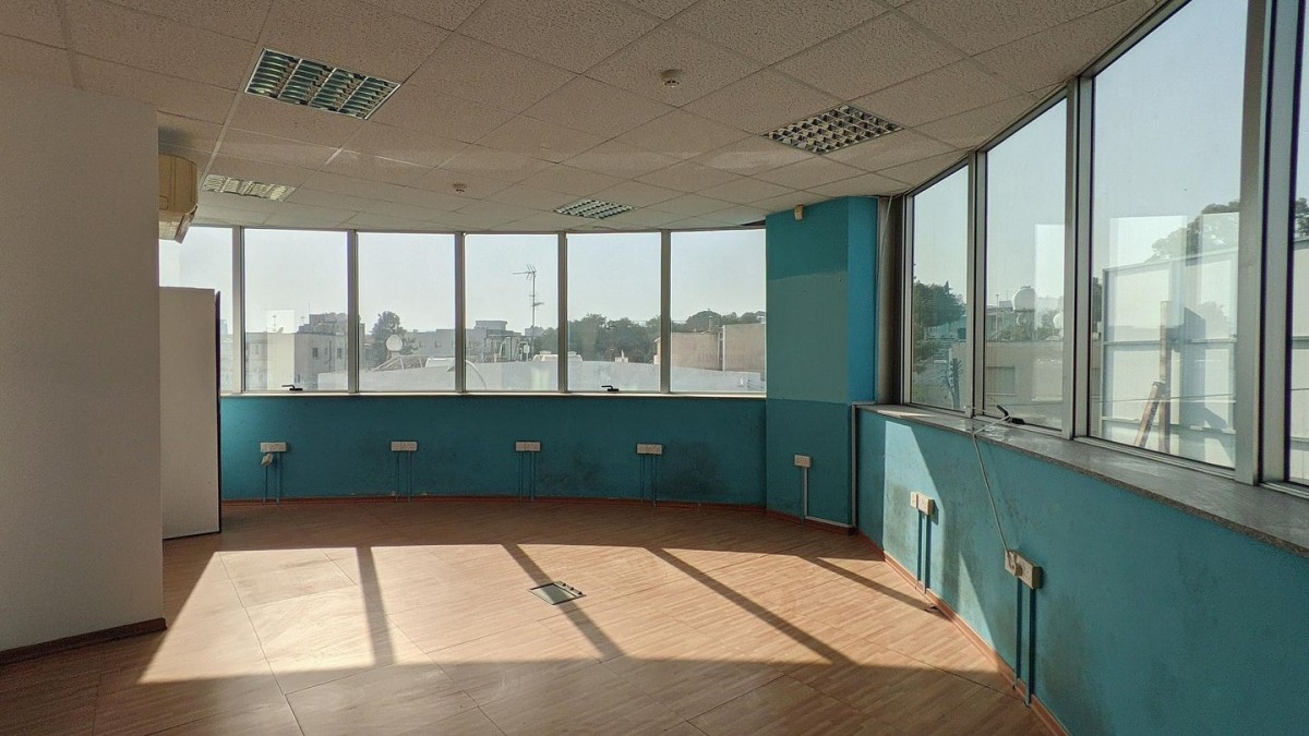 Office unit in Larnakos Avenue, Aglantzia, Nicosia
