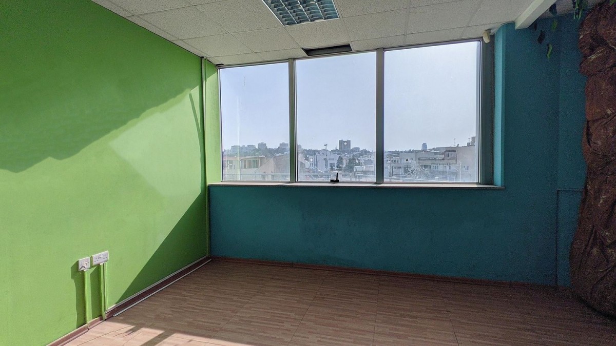 Office unit in Larnakos Avenue, Aglantzia, Nicosia