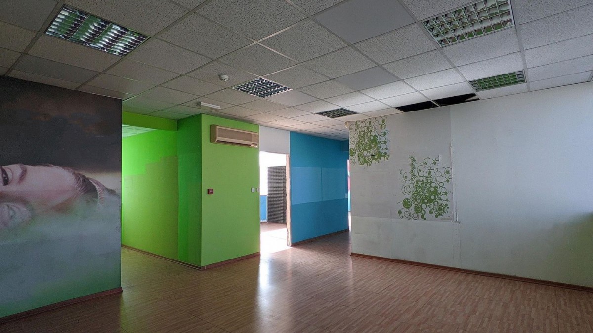 Office unit in Larnakos Avenue, Aglantzia, Nicosia