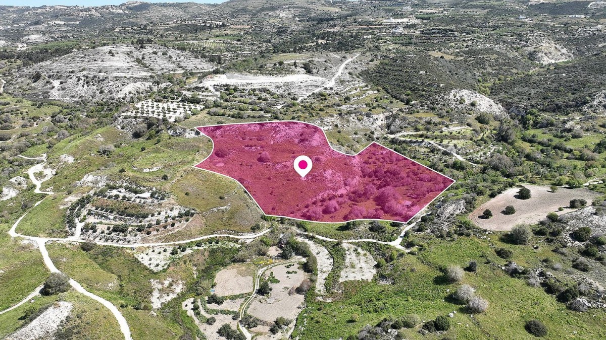 Mesa Chorio, Paphos Agricultural Field For Sale | WW28831