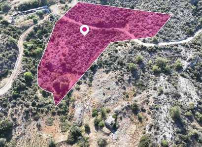 Kato Pyrgos, Nicosia Residential Plot For Sale | WW28842