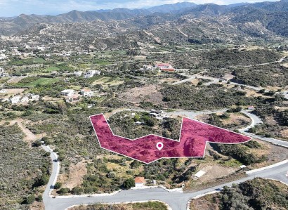 Kato Pyrgos, Nicosia Residential Plot For Sale | WW28849