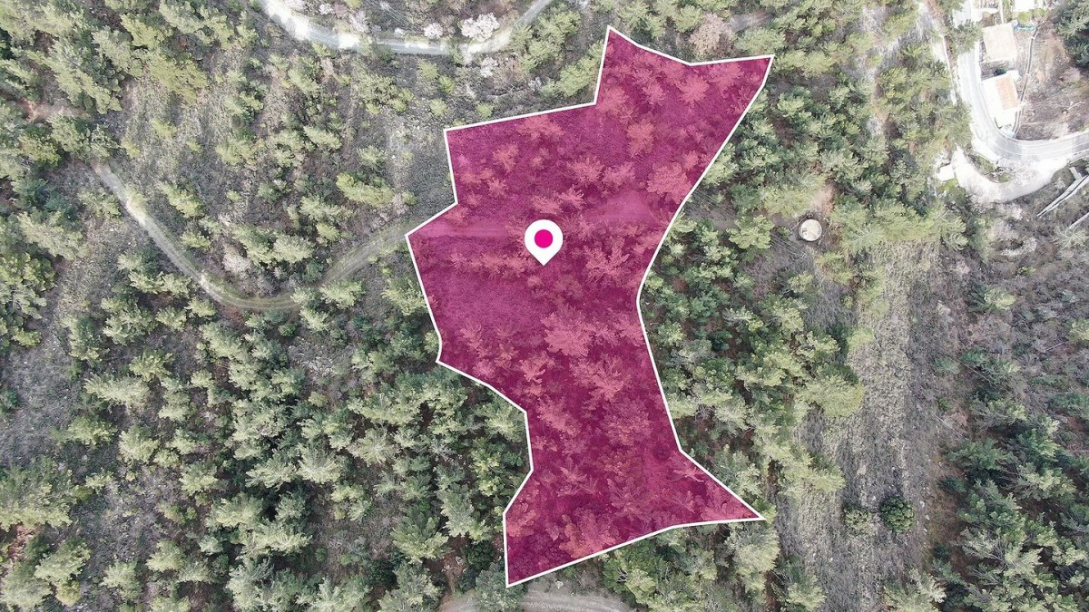Residential field in Lagoudera, Nicosia