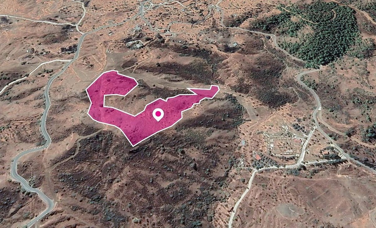 Residentia field (share) in Pano Pyrgos, Nicosia