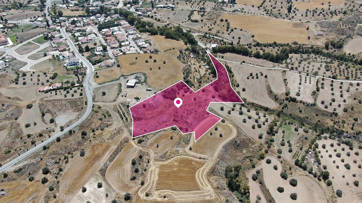 Share of a residential field in Analiontas, Nicosia