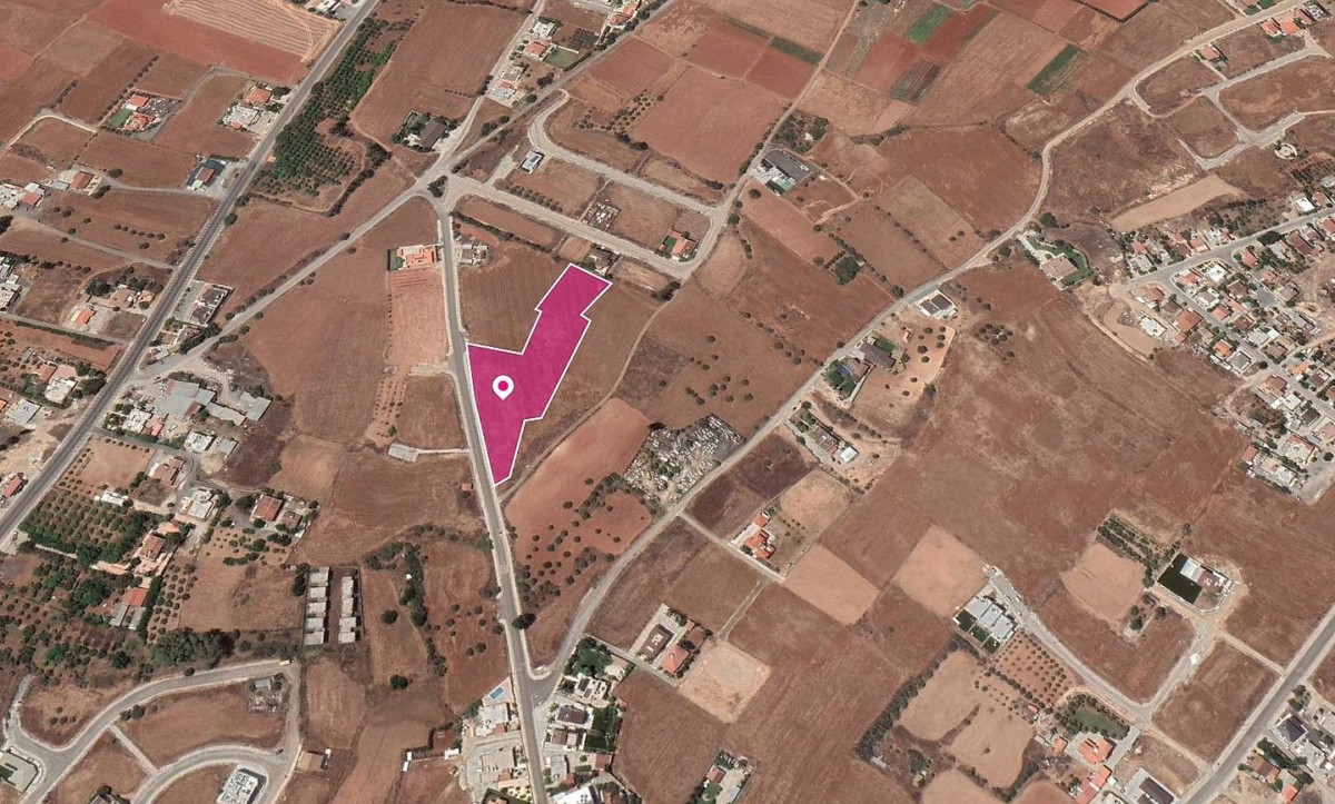 Share of a residential field in Kokkinotrimithia, Nicosia