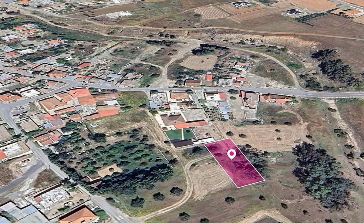 Residential field in Palaiometocho, Nicosia