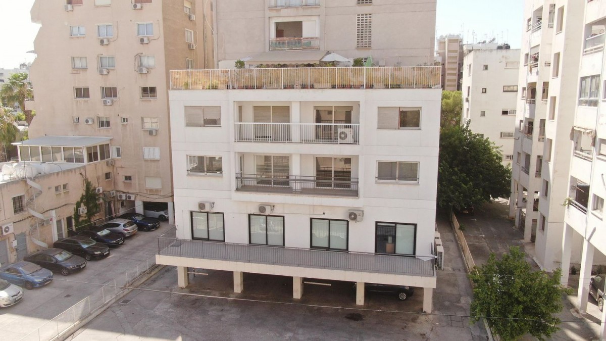 Office Unit in Agioi Omologites, Nicosia