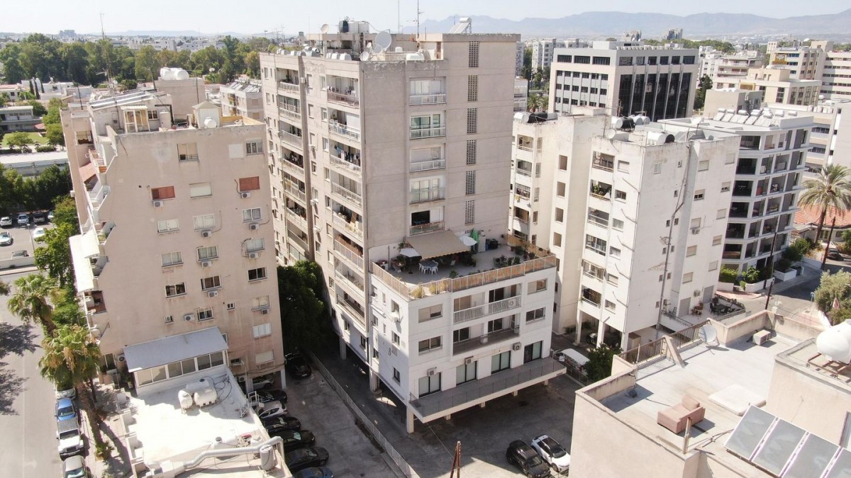 Office Unit in Agioi Omologites, Nicosia