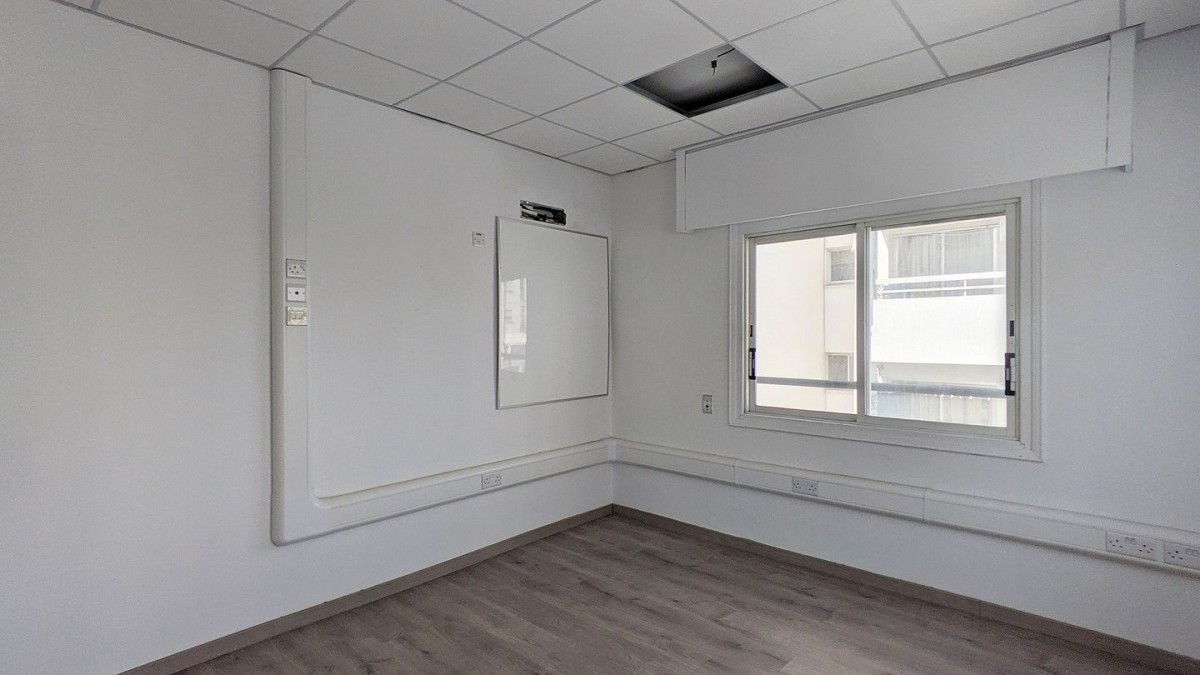 Office Unit in Agioi Omologites, Nicosia