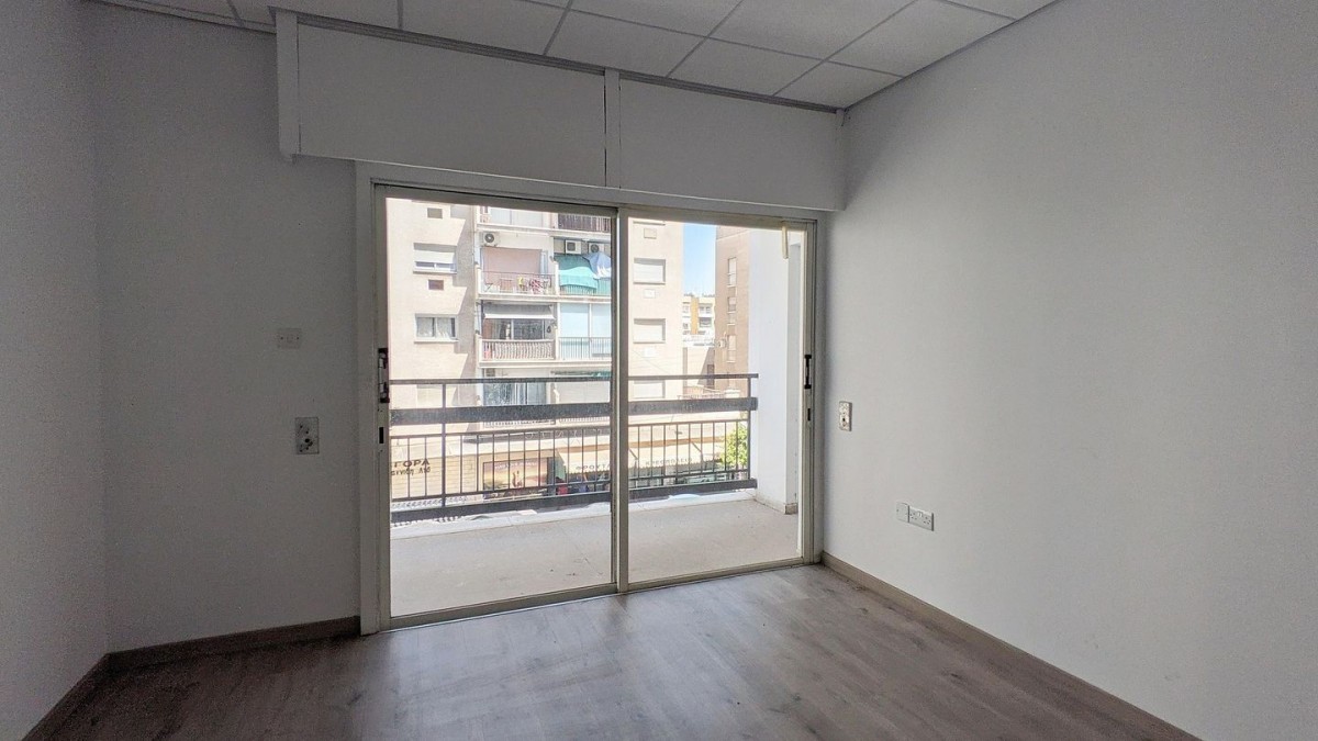 Office Unit in Agioi Omologites, Nicosia
