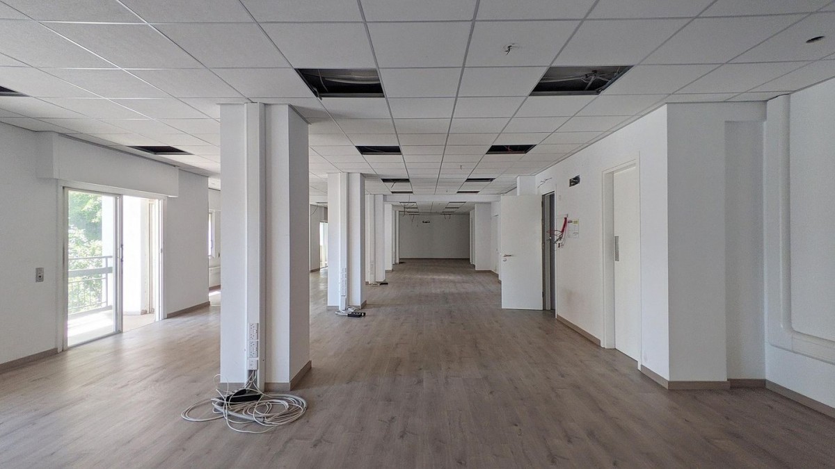 Office Unit in Agioi Omologites, Nicosia
