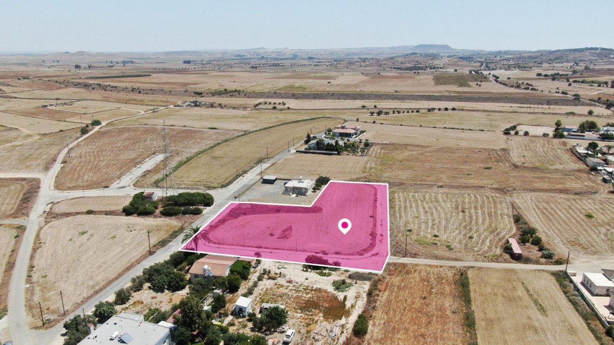 (Share) Residential Field in Panagia Evangelistria, Dali, Nicosia