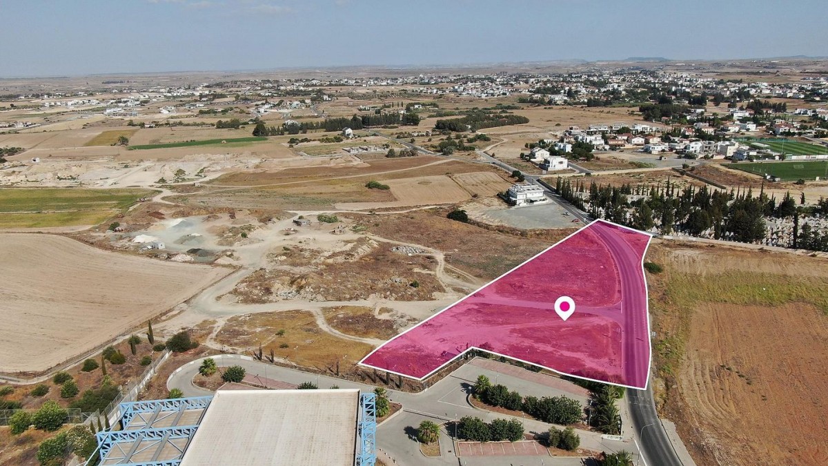(Share) Residential Field in Latsia, Nicosia