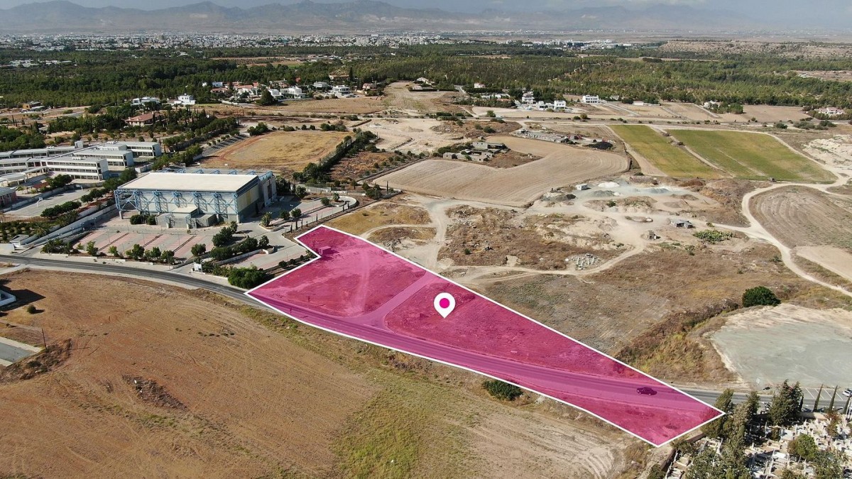 (Share) Residential Field in Latsia, Nicosia