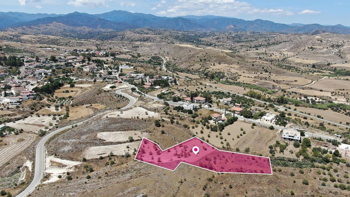 Kato Moni, Nicosia Residential Plot For Sale | WW28974