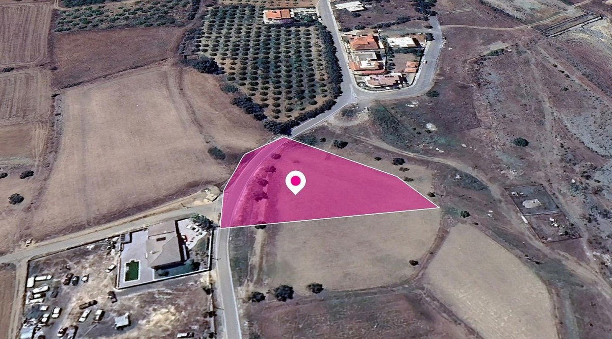 Peristerona, Nicosia Residential Plot For Sale | WW29002