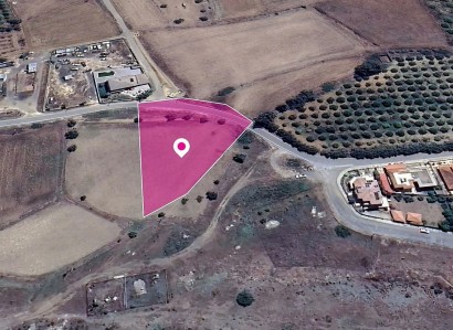 Peristerona, Nicosia Residential Plot For Sale | WW29002