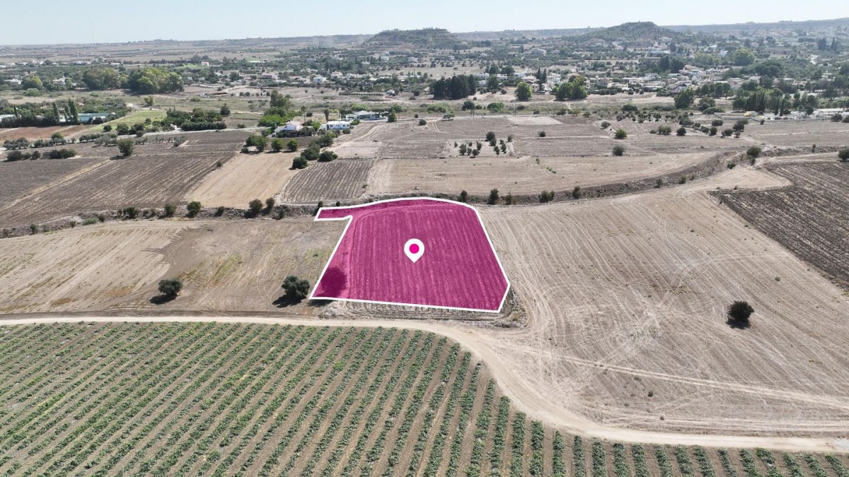 Episkopeio, Nicosia Residential Plot For Sale | WW29008