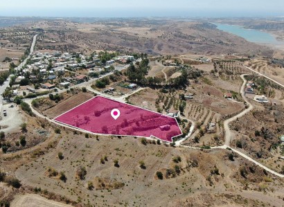 Choletria, Paphos Residential Plot For Sale | WW29012