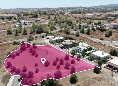 Klirou, Nicosia Residential Plot For Sale | WW29021