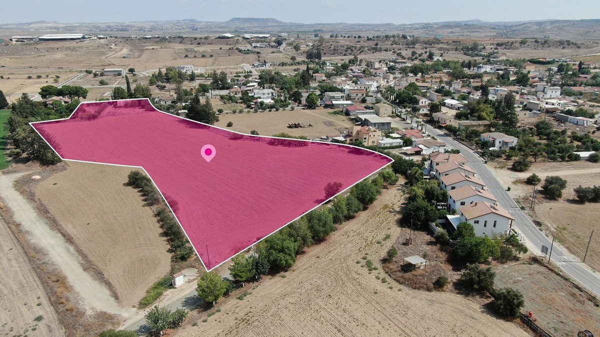(Share) Field in Potamia, Nicosia