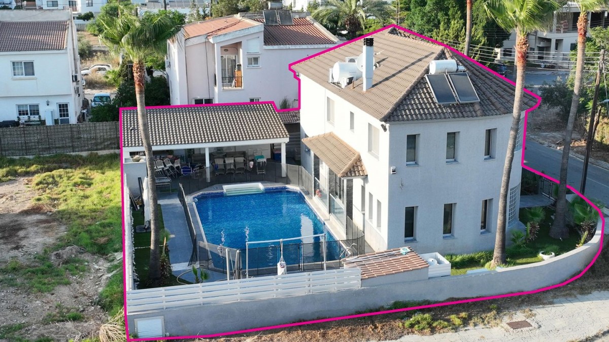 Three bedroom house in Egkomi, Nicosia