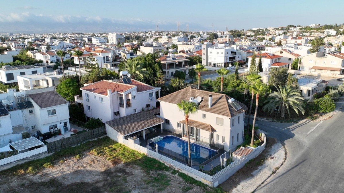 Three bedroom house in Egkomi, Nicosia