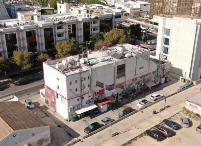 Engomi, Nicosia Commercial Building For Sale | WW29046