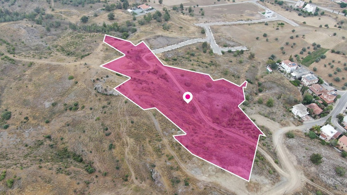 (Share) Residential Field  in Mathiatis, Nicosia