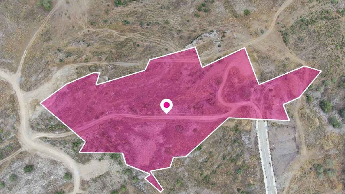 (Share) Residential Field  in Mathiatis, Nicosia