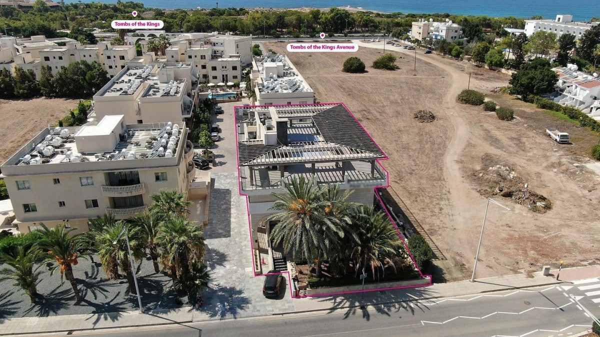 Commercial  Building in Mouttalos, Dimos Pafou, Paphos