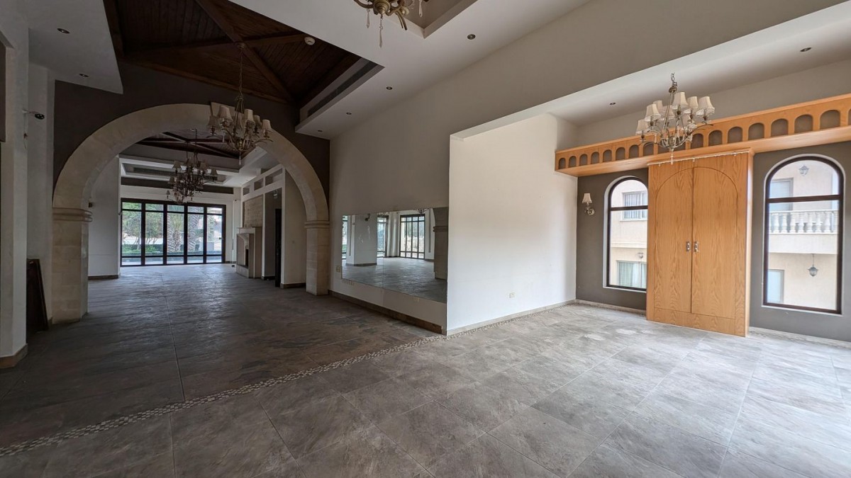 Commercial  Building in Mouttalos, Dimos Pafou, Paphos