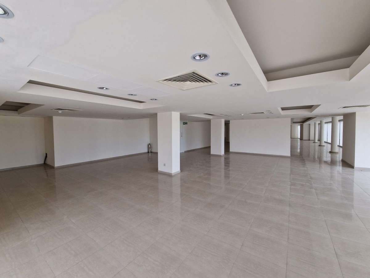 Mixed use Commercial building in Engomi, Nicosia
