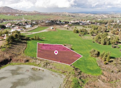Klirou, Nicosia Residential Plot For Sale | WW29084